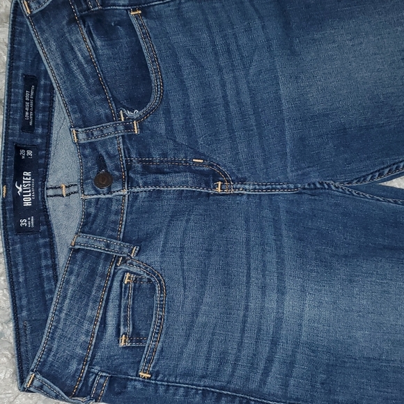 Hollister low rise boot cut jeans - Picture 2 of 3